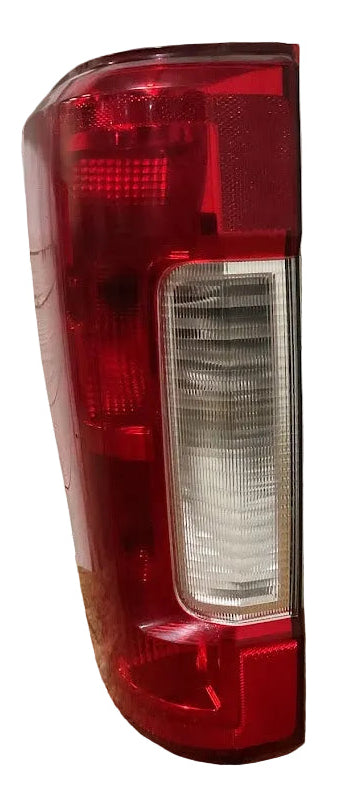 2017-2019 Ford F-Series Super Duty Driver Left LH Tail Light P# HC3B-13B505-AD OEM USED