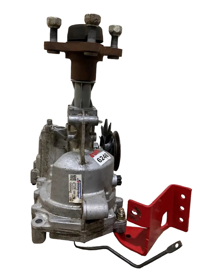 Hydro-Gear ZD-DUBB-3D5A-2PPX - Transaxle, Hydrostatic, EZT USED