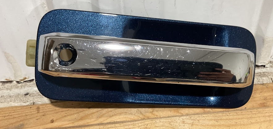 17-22 F250-F550 HC3B-25224-01 ADW Left Front Door Handle Blue Jeans