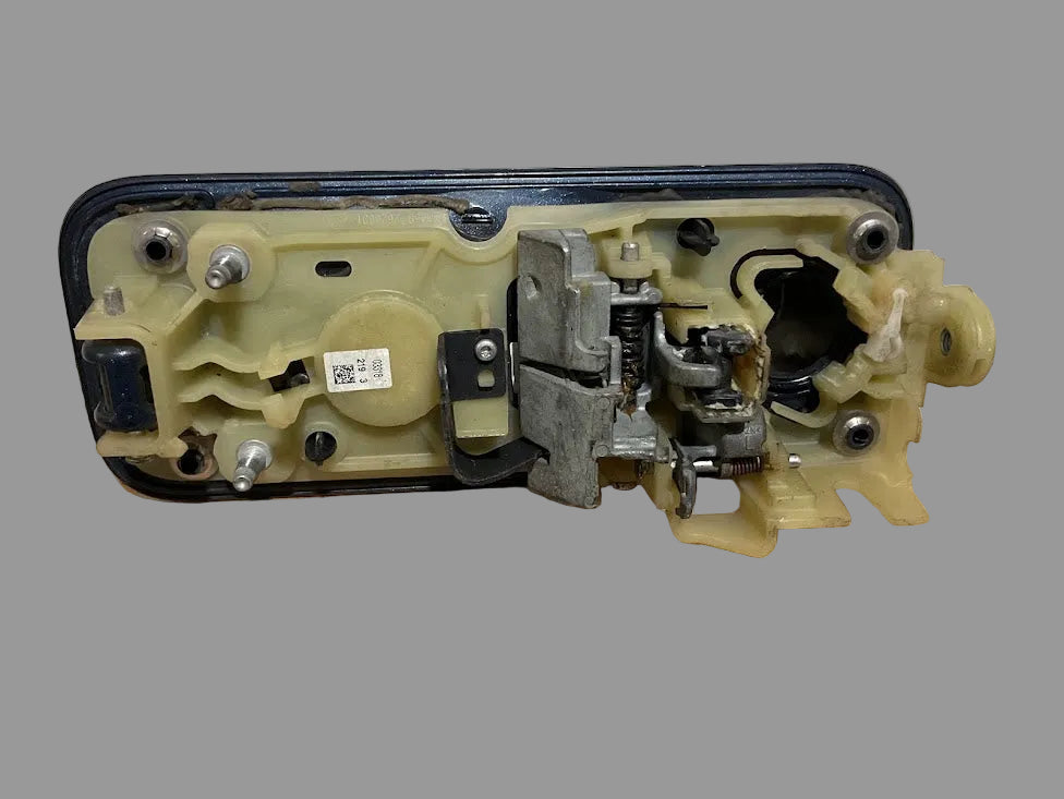 17-22 F250-F550 HC3B-25224-01 ADW Left Front Door Handle Blue Jeans
